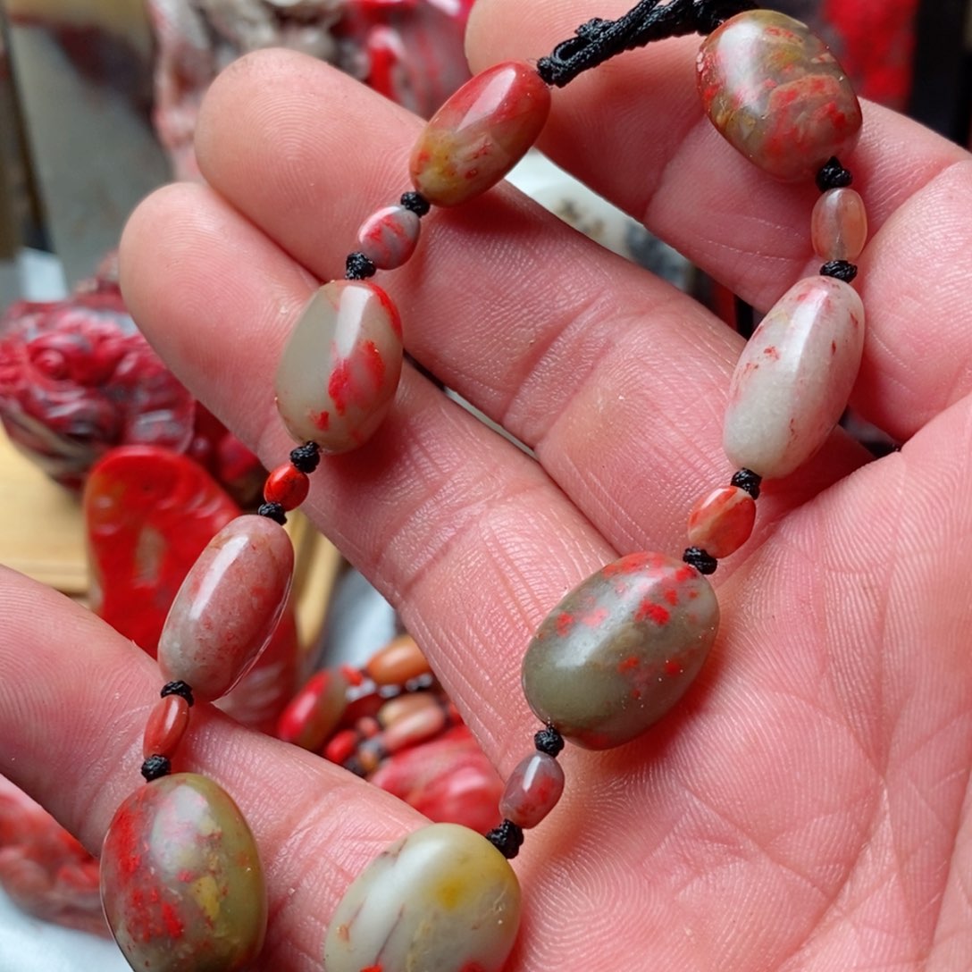 昌化鸡血石昌化鸡血石手链