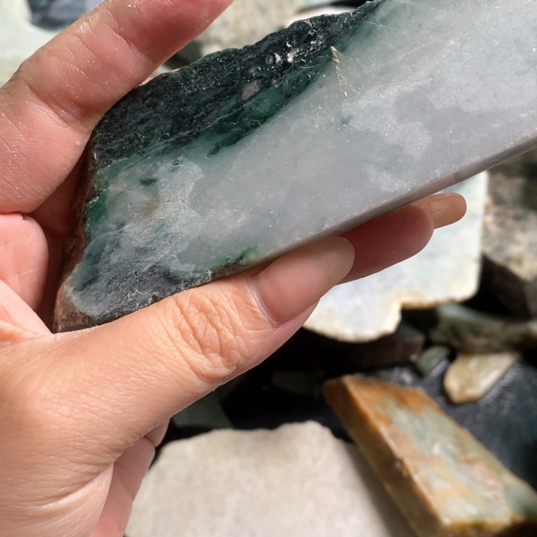 颈饰未镶嵌翡翠天然翡翠