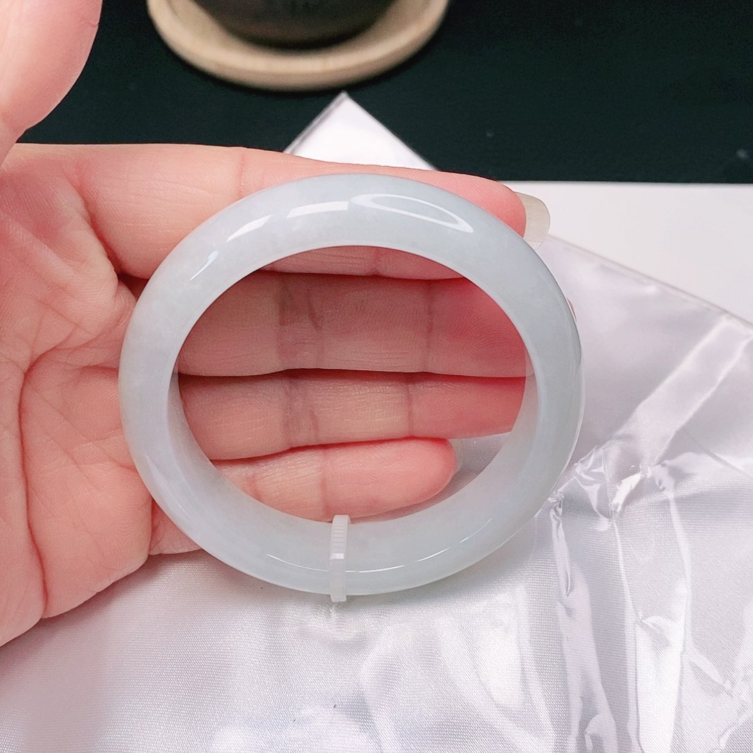 【闪购商品】翡翠手镯未镶嵌正圈54