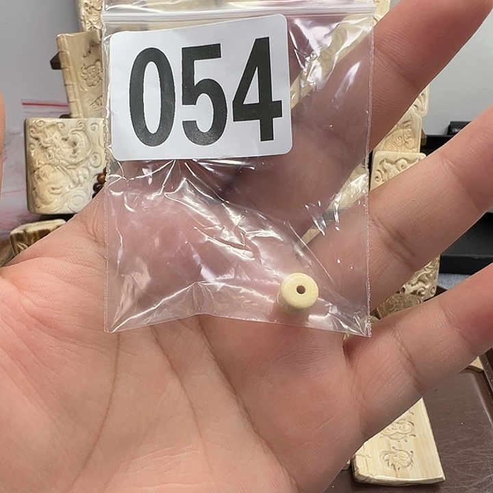 天然猛犸牙雕刻品