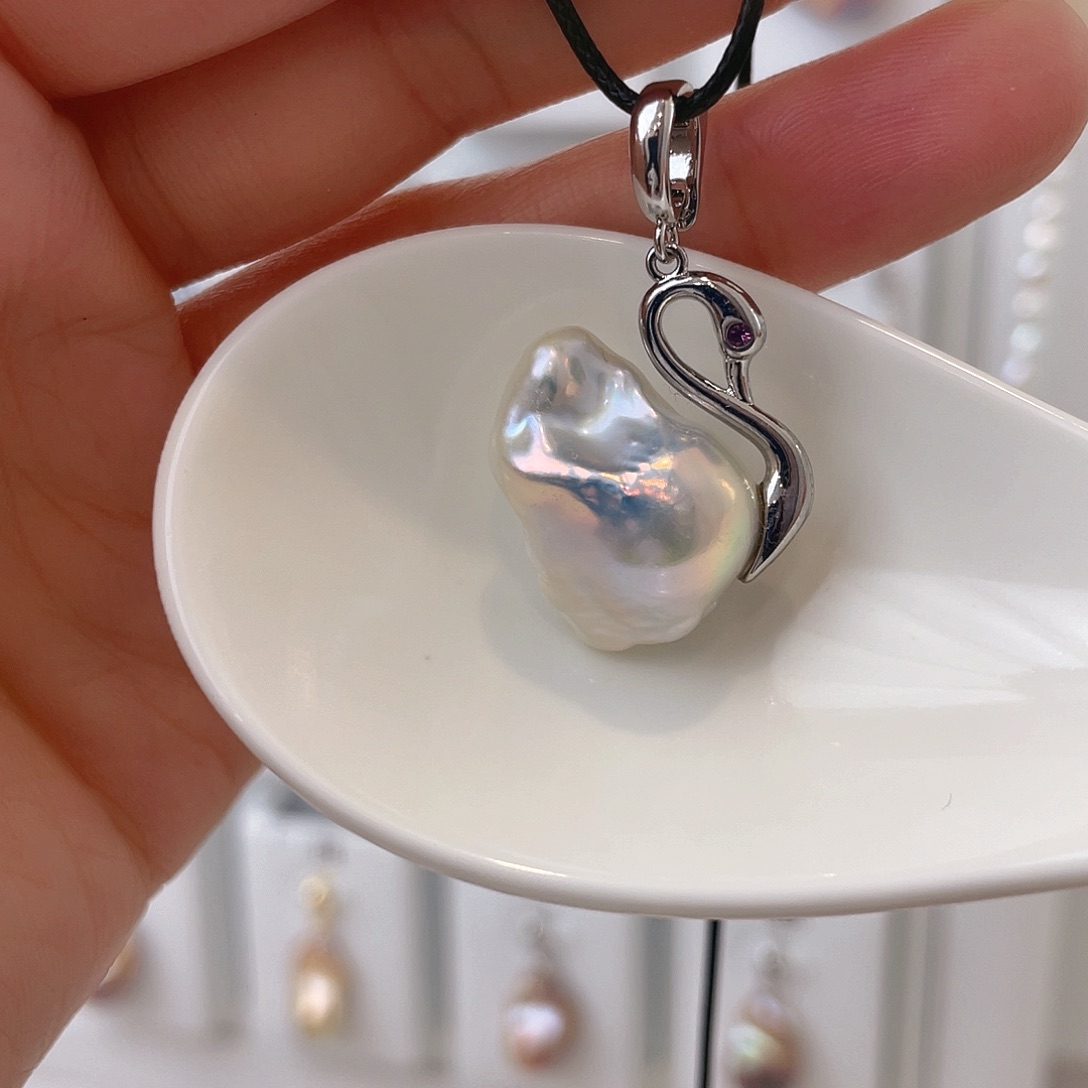 淡水珍珠颈饰银S925镀金镶嵌