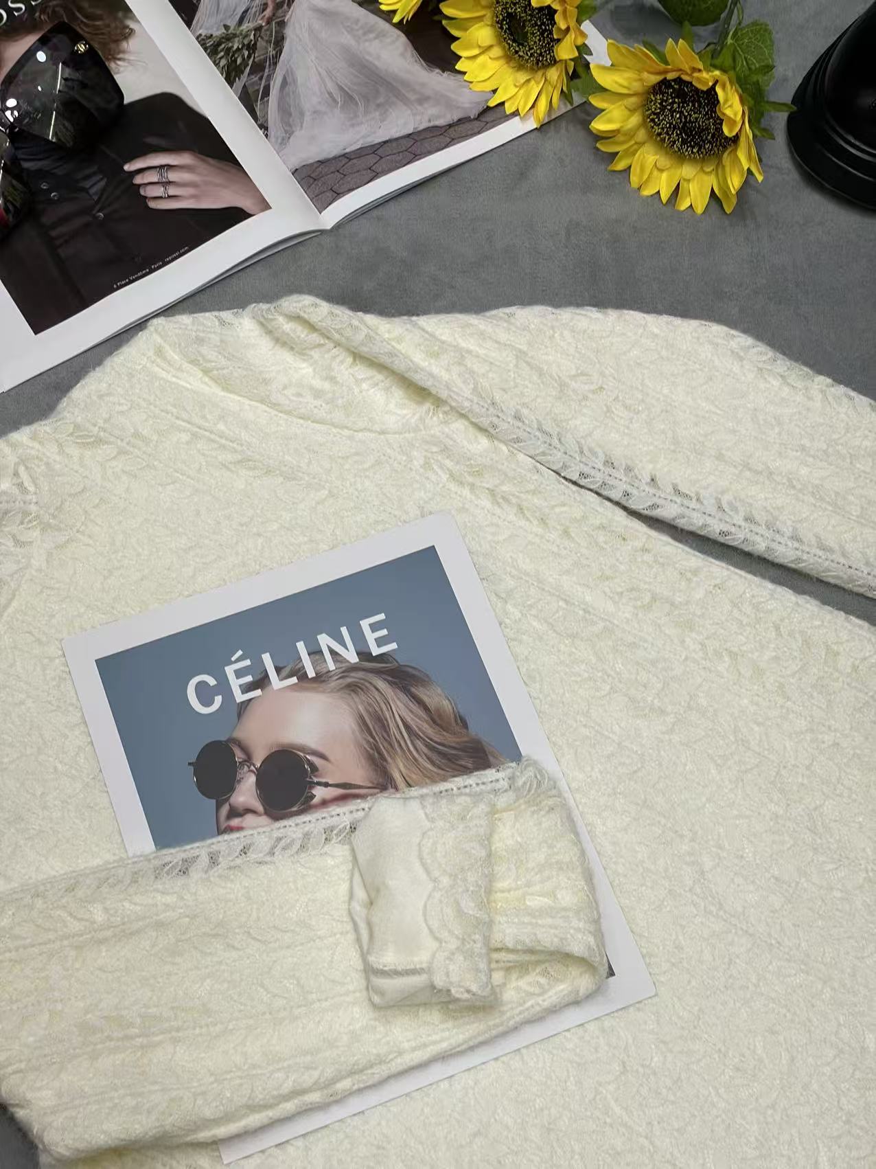 贝雪儿   新款时尚洋气百搭磨毛蕾丝打底衫#920