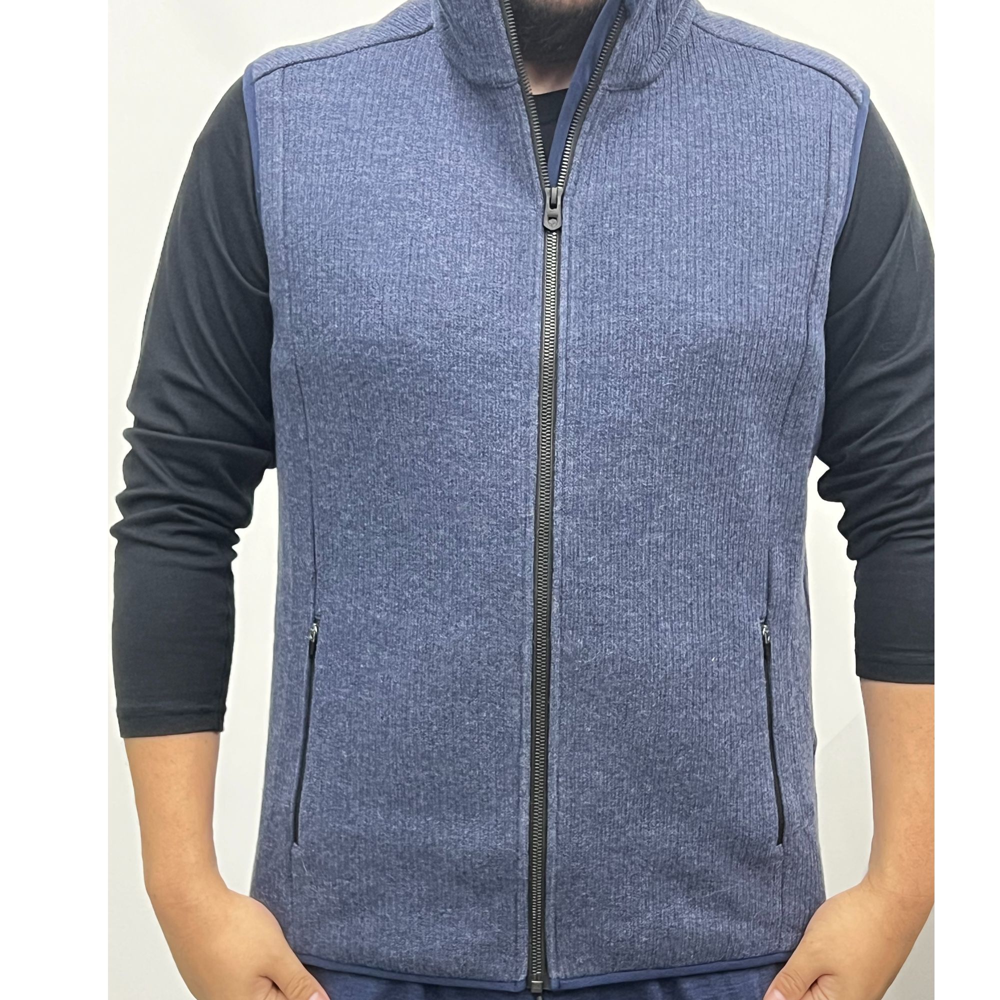 样衣马甲365g/㎡ 57%聚酯纤维29%羊毛11%锦纶2%其它纤维1%氨纶 