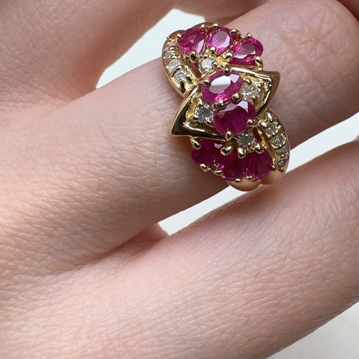 红宝石戒指未镶嵌