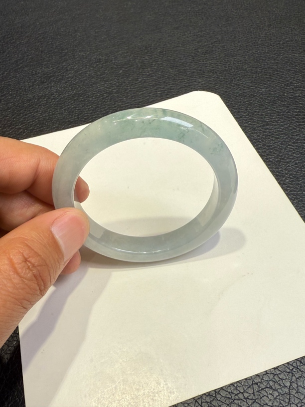缅甸翡翠a货正圈52.5mm翡翠手镯