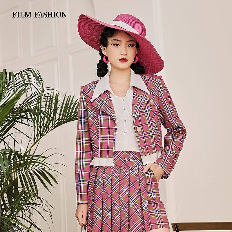 【林一专属】一电影一时装格纹假两件翻领西装短外套FEJG115573