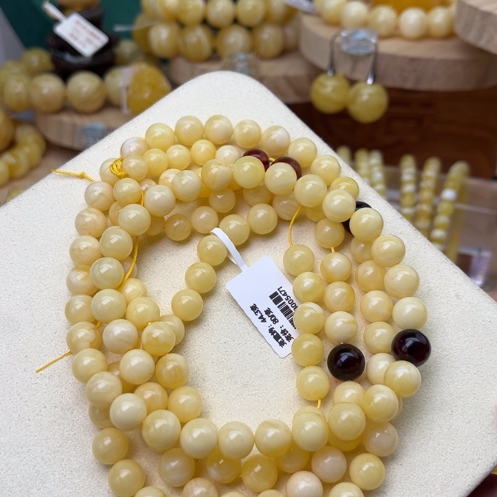 蜜蜡颈饰未镶嵌8+圆珠108