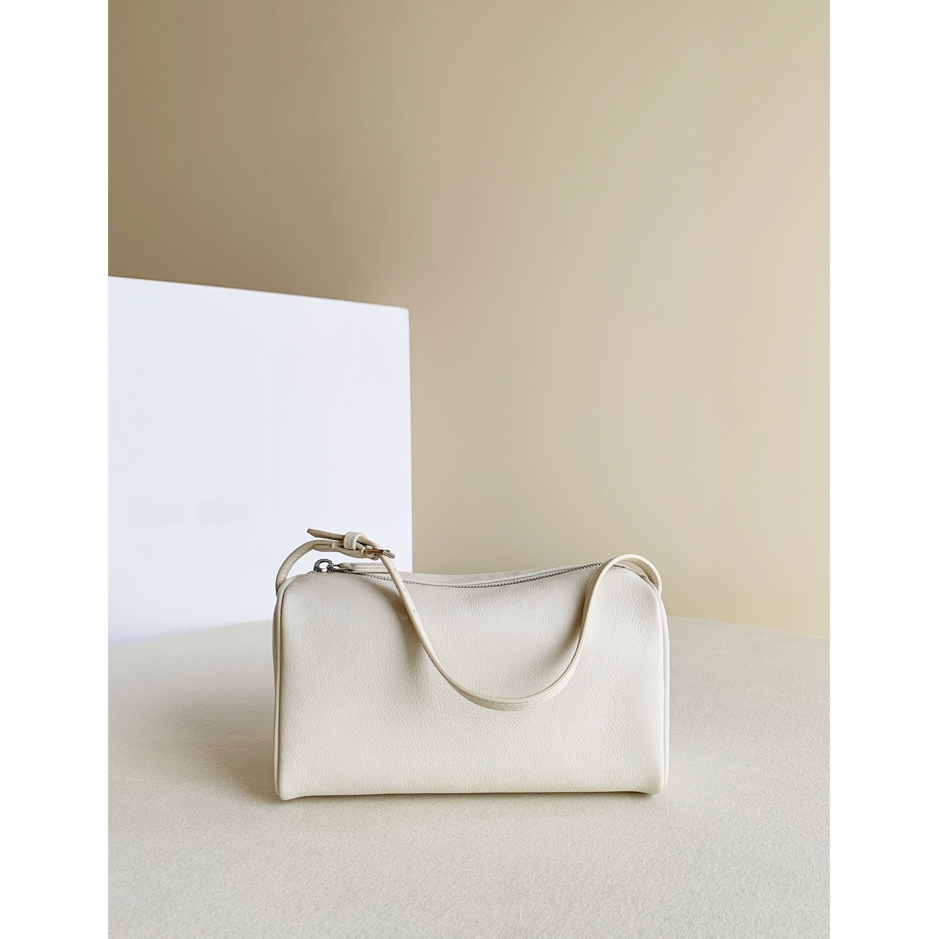 老王甄选 时尚极简百搭女士手提包