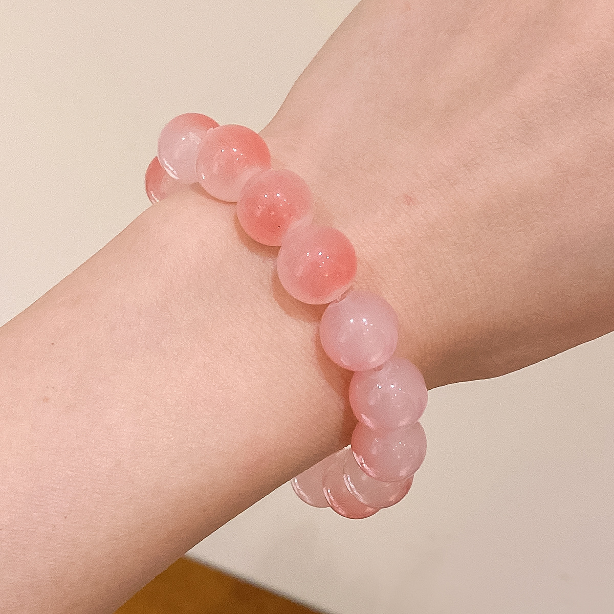 水蜜桃分红色冰透手链
