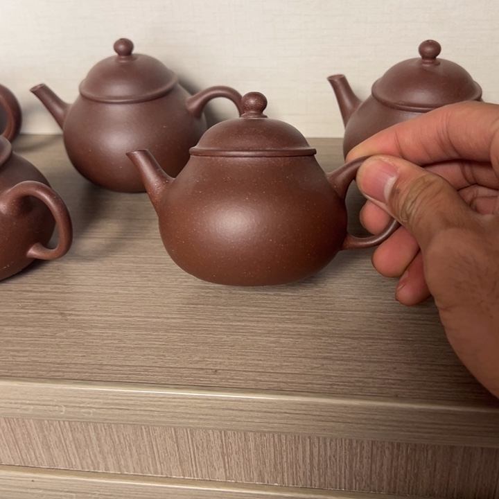 紫砂茶壶?**。微瑕紫泥梨潘