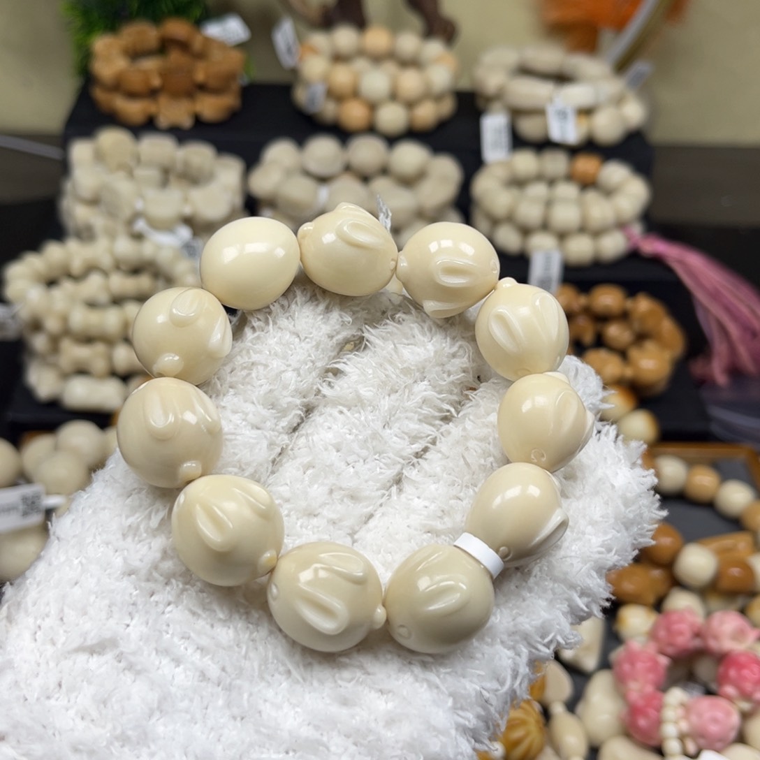 菩提根/象牙果吊坠2.11.43墩墩兔微瑕