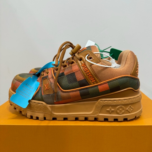95新 LouisVuitton/路易威登 40.5码 trainer 黄色胖丁 时尚板鞋