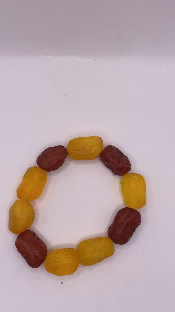 YY33【恒利】精美时尚大气搭配手串（多样性发其一）