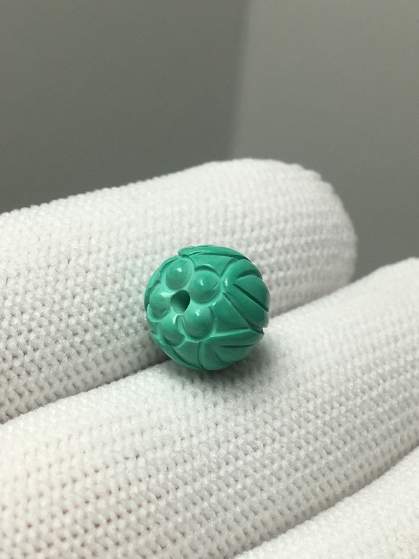 莲花珠，直径卡10mm左右，精工雕刻