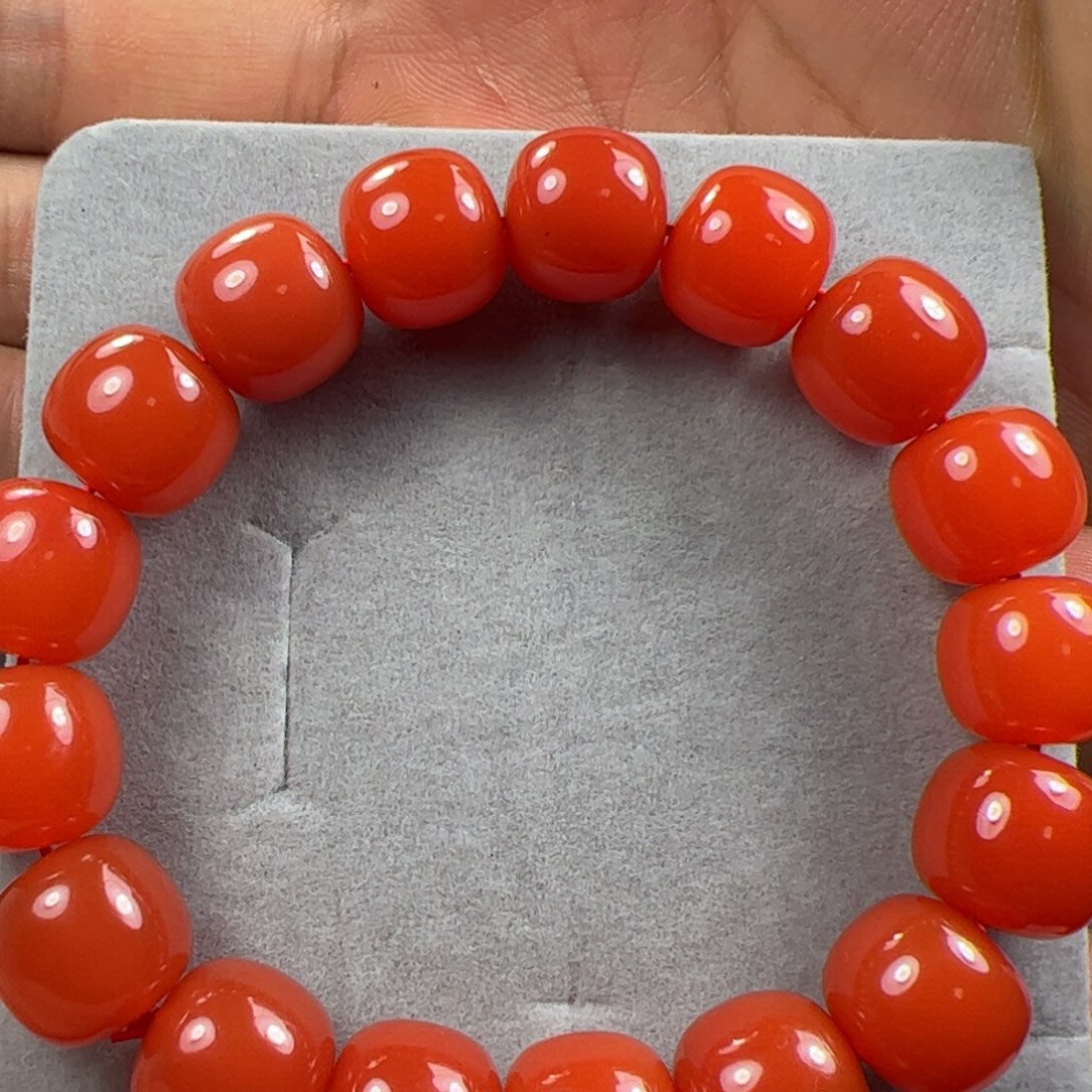 南红玛瑙手串未镶嵌