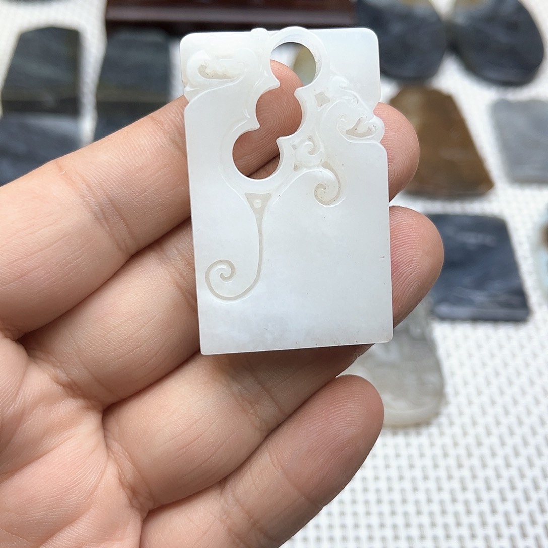 和田玉挂件未镶嵌