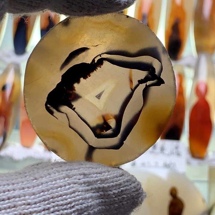 未镶嵌玛瑙/玉髓珠宝半成品71