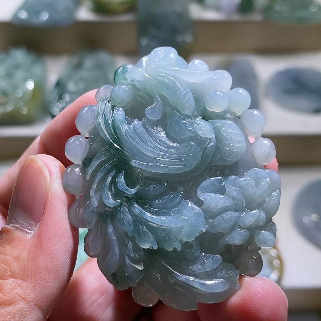 【闪购商品】翡翠颈饰未镶嵌1111111111