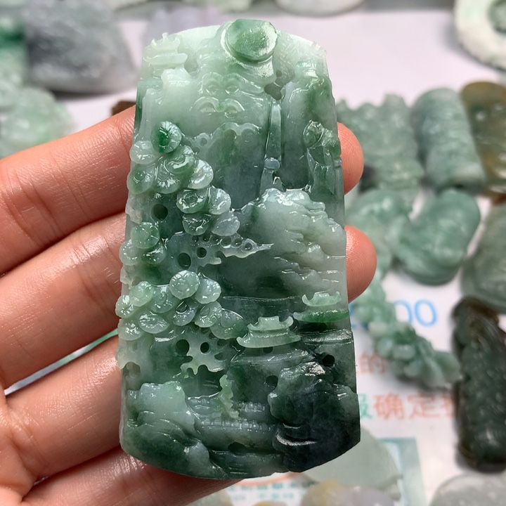 定制翡翠未镶嵌翡翠