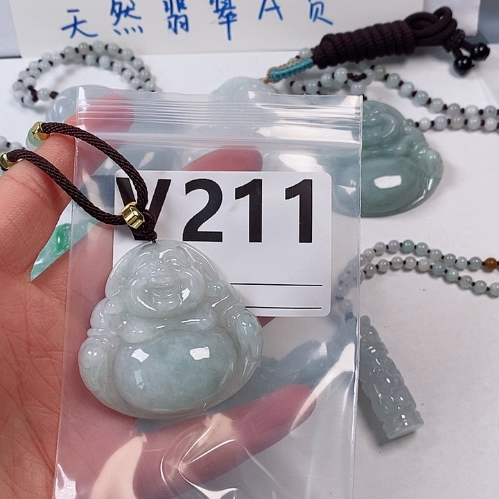 翡翠颈饰未镶嵌天然