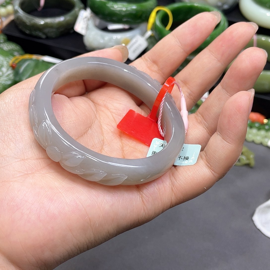 和田玉未镶嵌手镯58圈口13