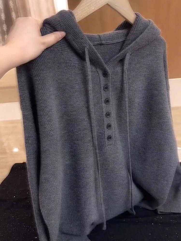 韩版设计感系扣连帽长袖针织衫女2025秋冬新款慵懒感休闲百搭上衣