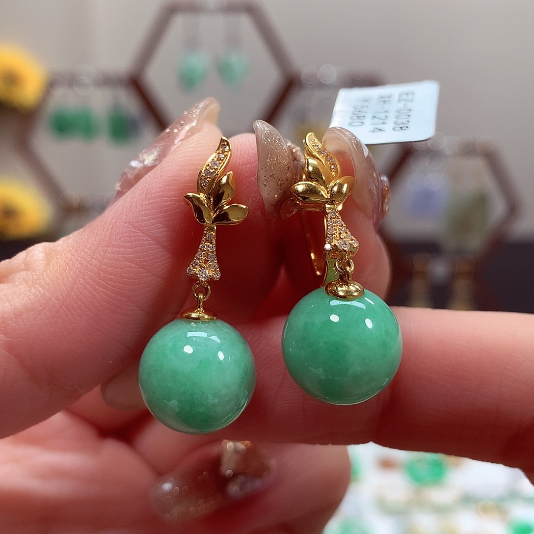 翡翠耳饰18K金镶嵌天然翡翠