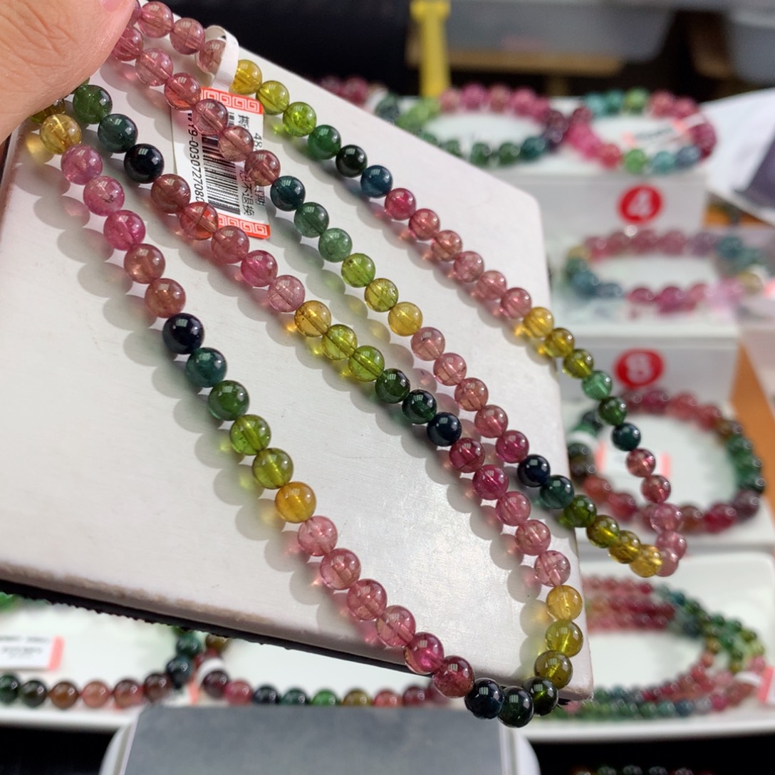 碧玺未镶嵌手链            5.5mm。