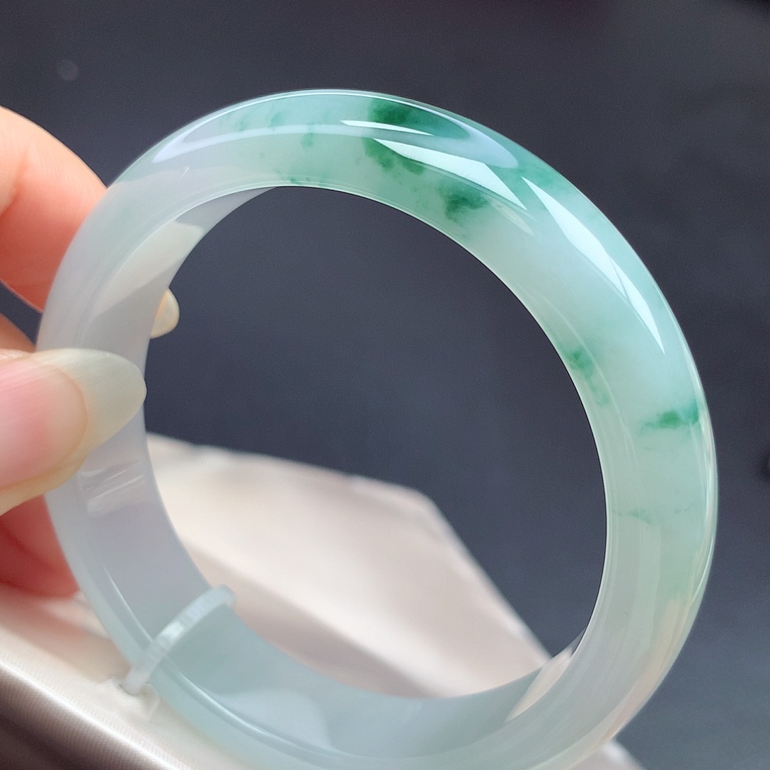 翡翠未镶嵌手镯54圈口