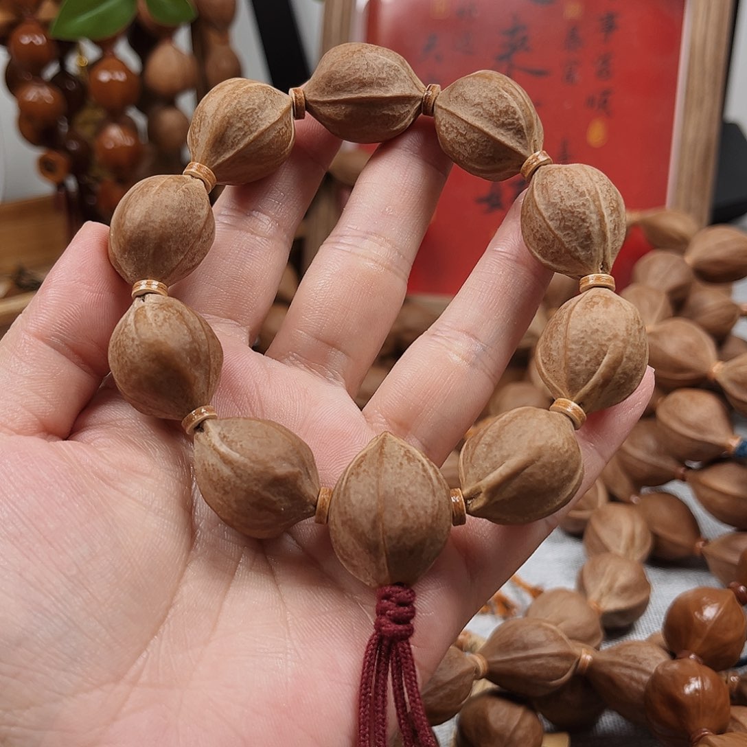 翠***、橄榄核手串梅林铁核19.24橄榄核