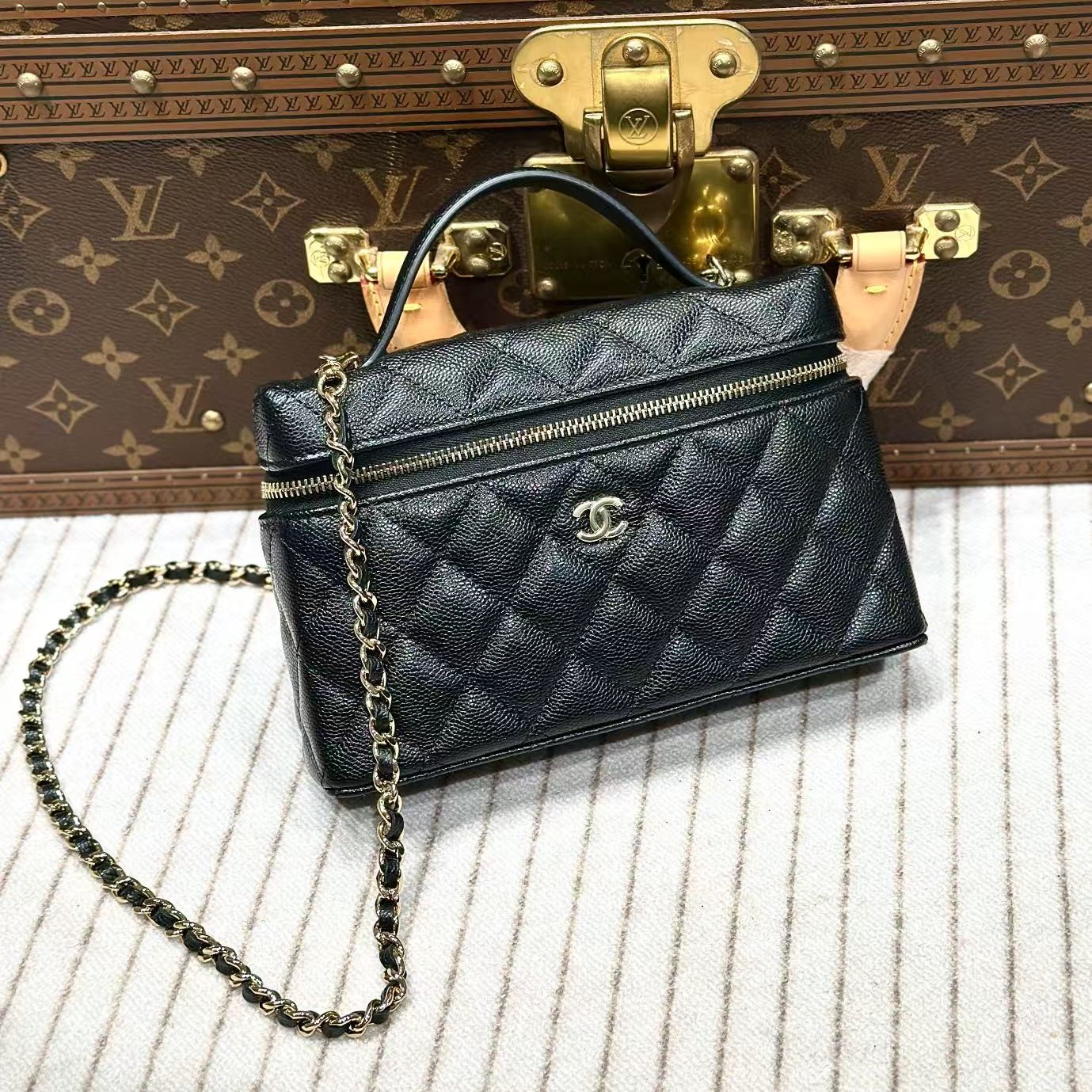 全新未使用 Chanel/香奈儿 lina/香奈儿黑金25p手柄盒子包