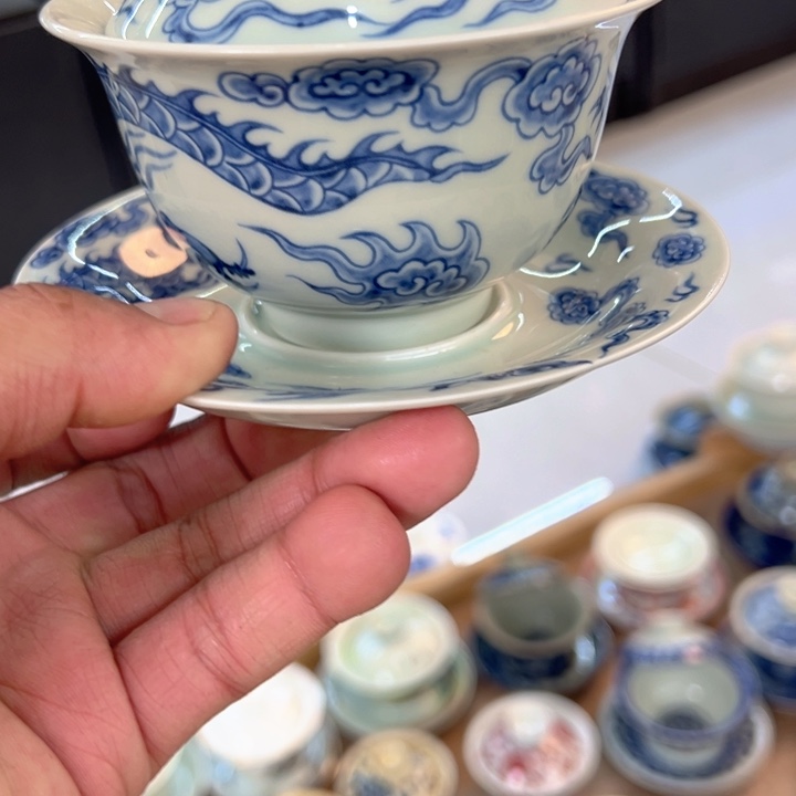瓷片白青花铠甲龙元宝盖碗全品