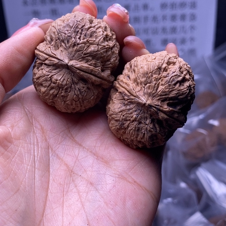 核桃云南野生铁核桃114号40mm