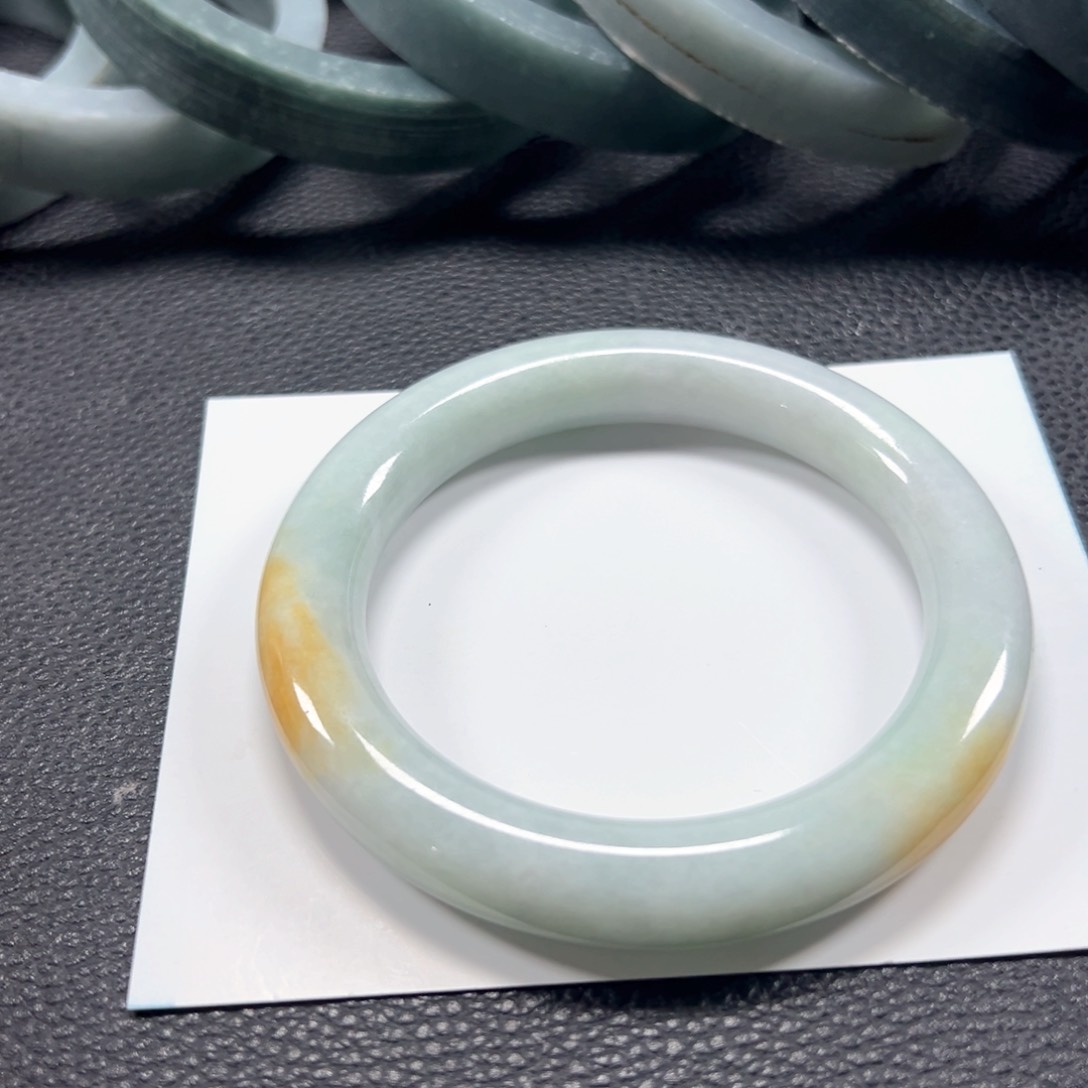 翡翠未镶嵌手镯翡翠手镯