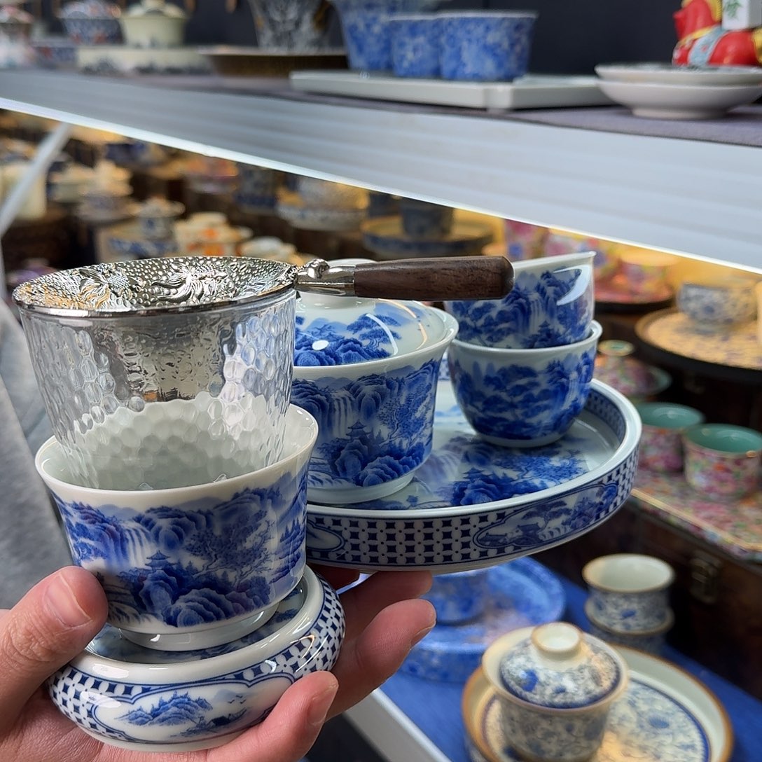 我们的目标是成为一个优秀的人