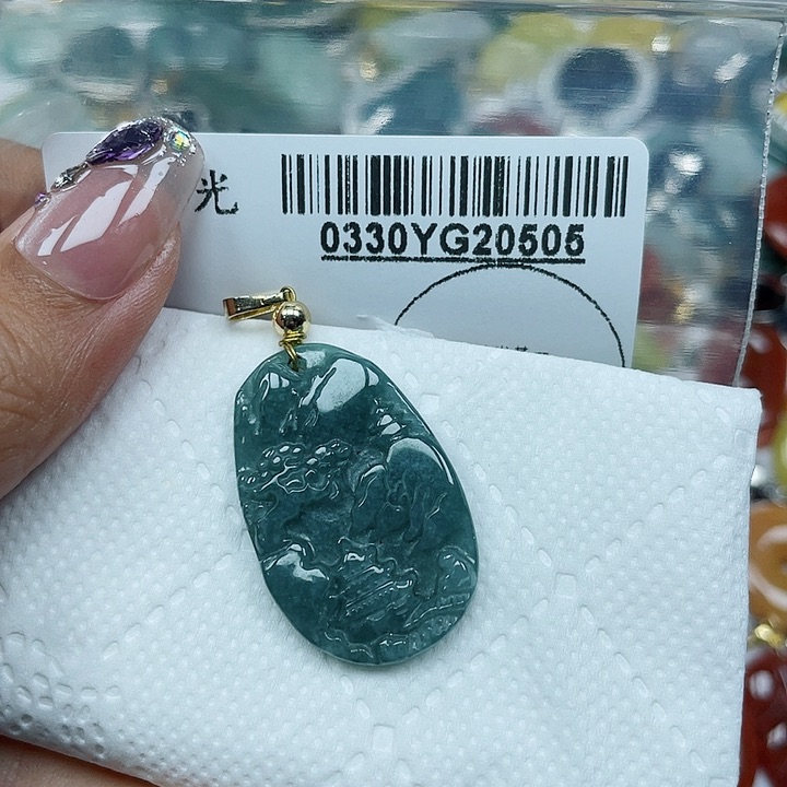 翡翠未镶嵌吊坠(不含链)