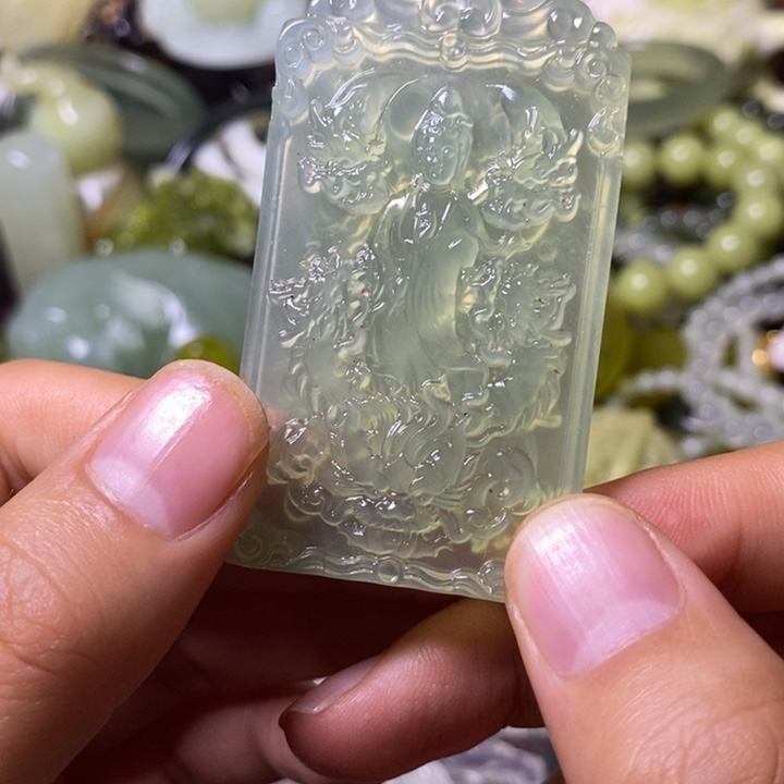 岫玉岫玉颈饰未镶嵌