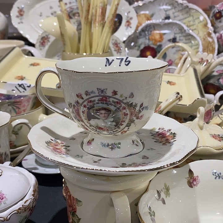 瓷片一套，111111111111111.