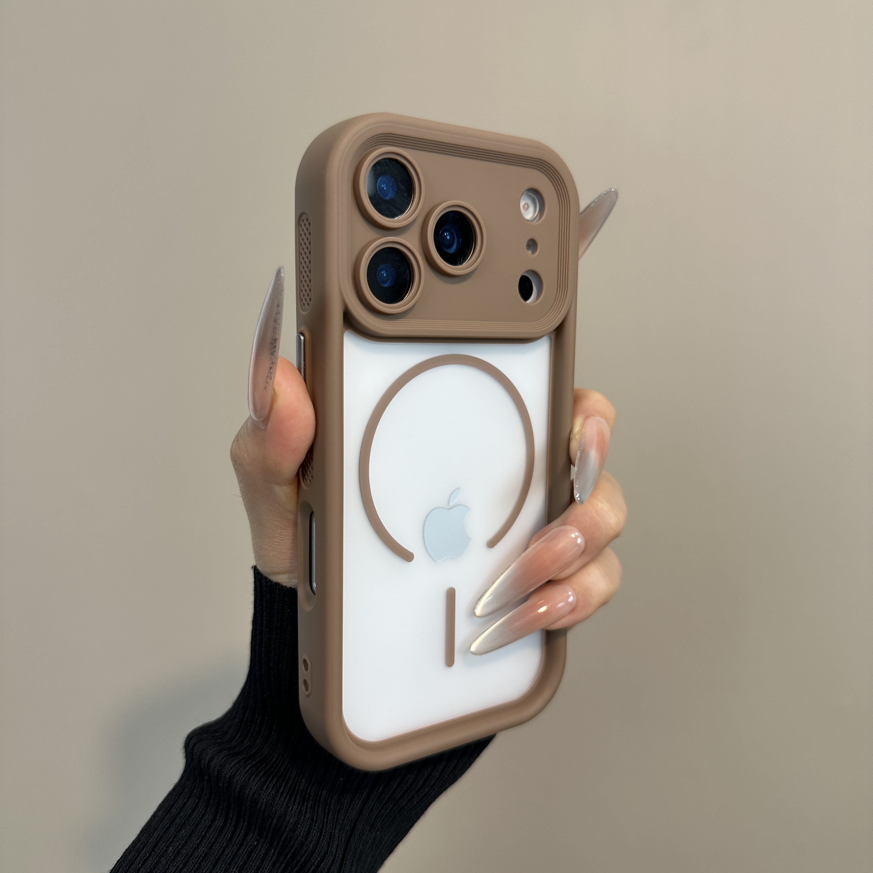 散热防摔天使眼磁吸适用苹果17/16promax/15手机壳简约软13磨砂14