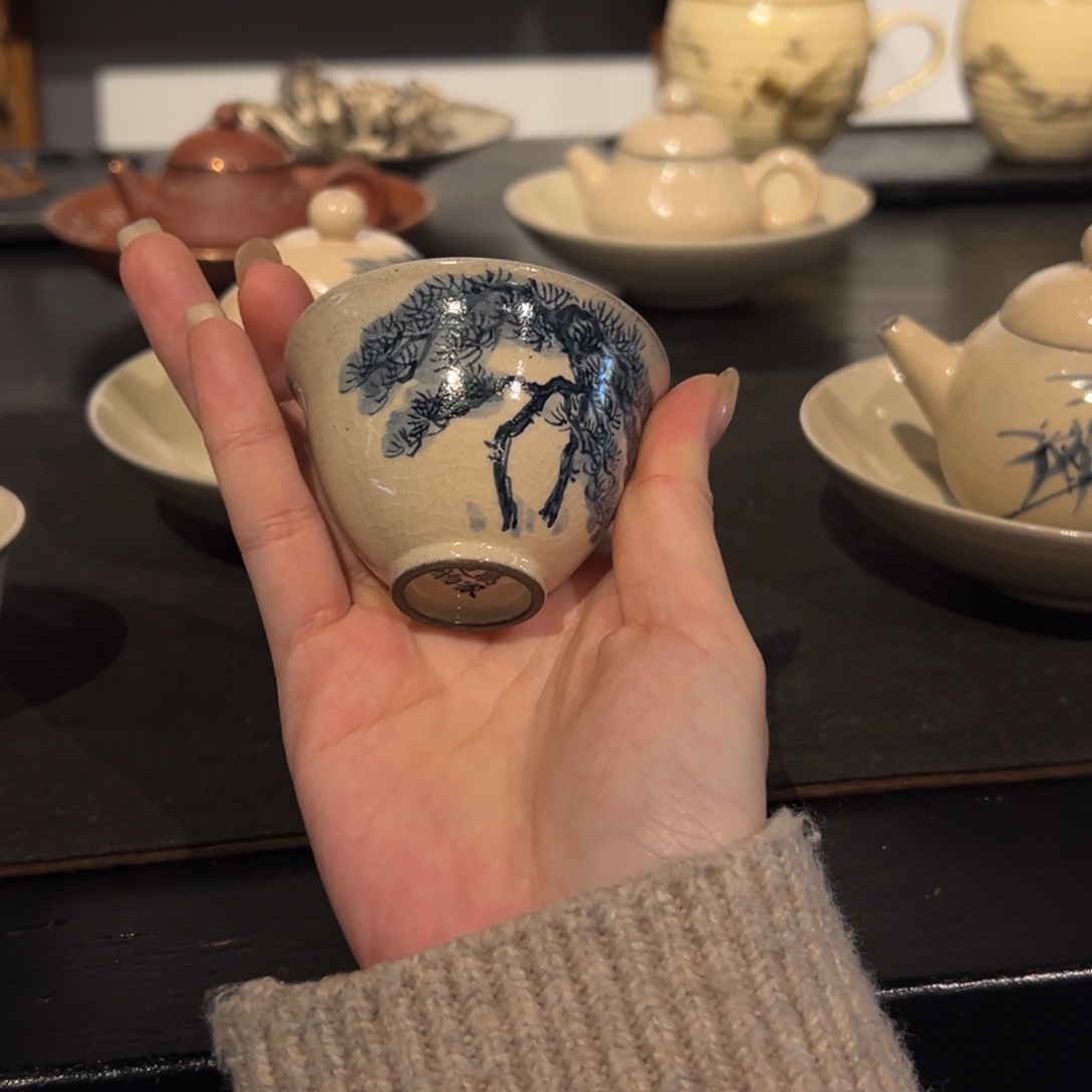 陶瓷。    陶瓷。     