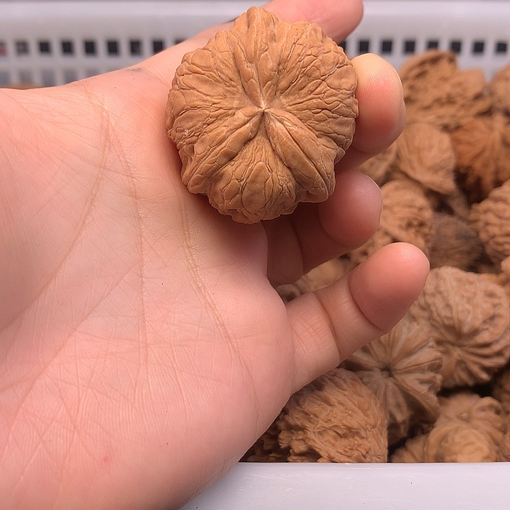 ****人吊坠文玩核桃文玩核桃