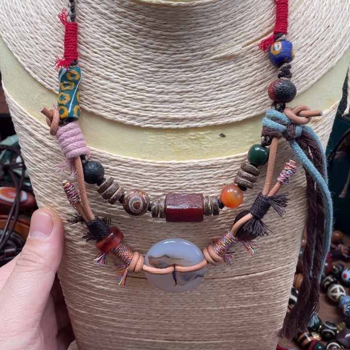 玛瑙/玉髓颈饰未镶嵌