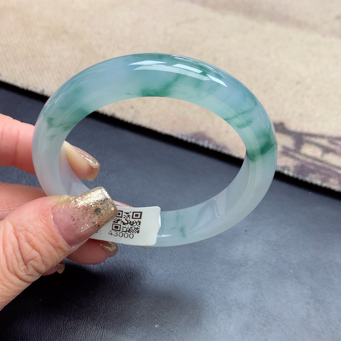 未镶嵌手镯翡翠缅甸翡翠手镯