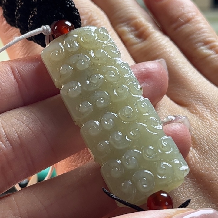 和田玉挂件未镶嵌四*天