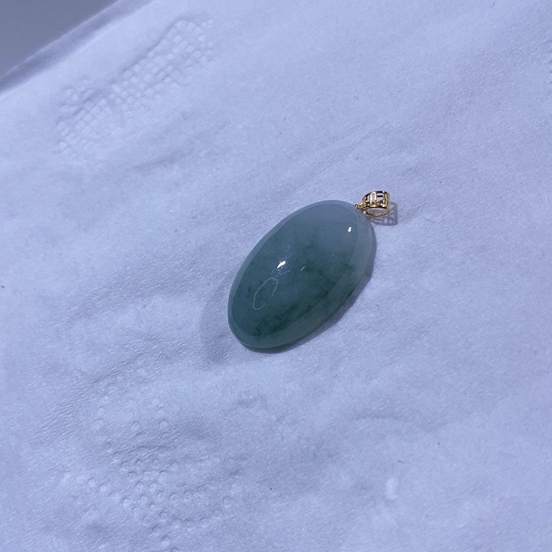 翡翠吊坠(不含链)18K金镶嵌