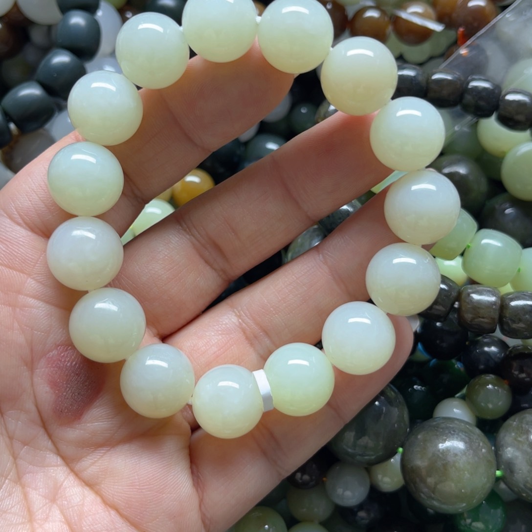 和田玉手链未镶嵌