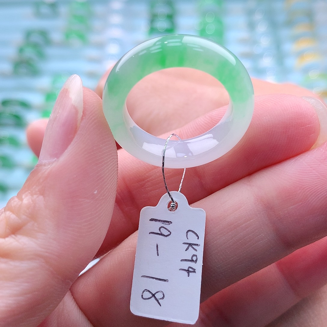 翡翠戒指未镶嵌A货缅甸翡翠