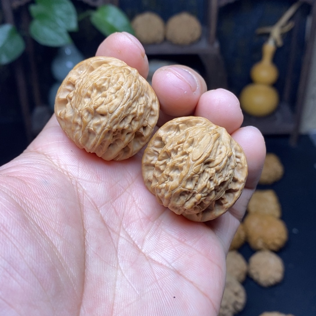 文玩核桃吊坠34+磨盘