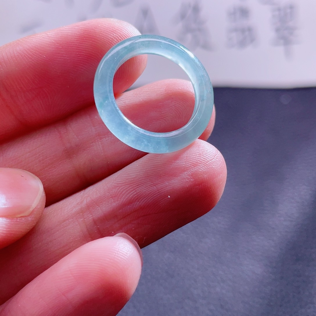 翡翠颈饰未镶嵌888888888