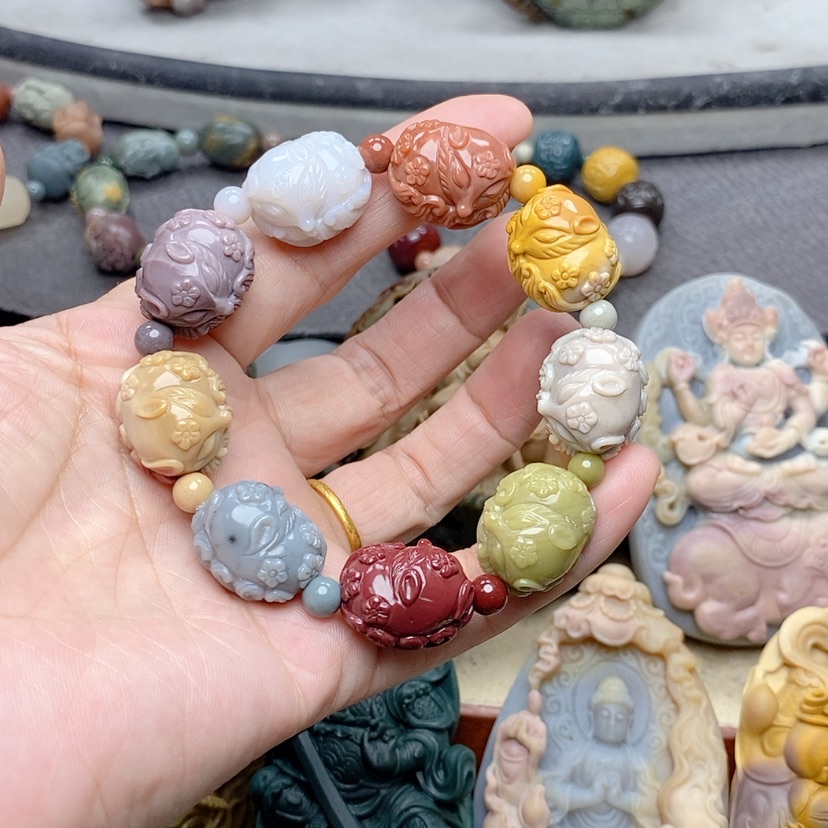 【闪购商品】定制石英质玉吊坠未镶嵌